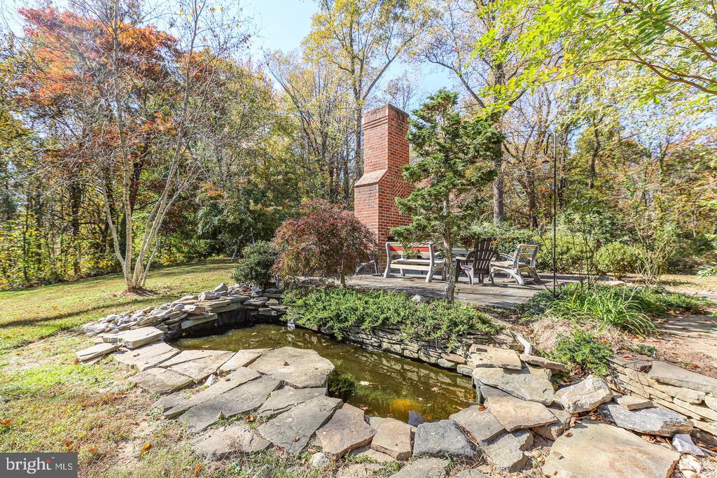 48 OLD CREEKSIDE ROAD