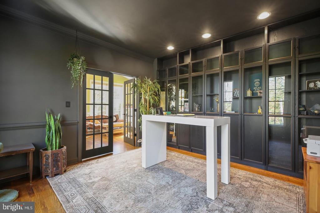 48 OLD CREEKSIDE ROAD