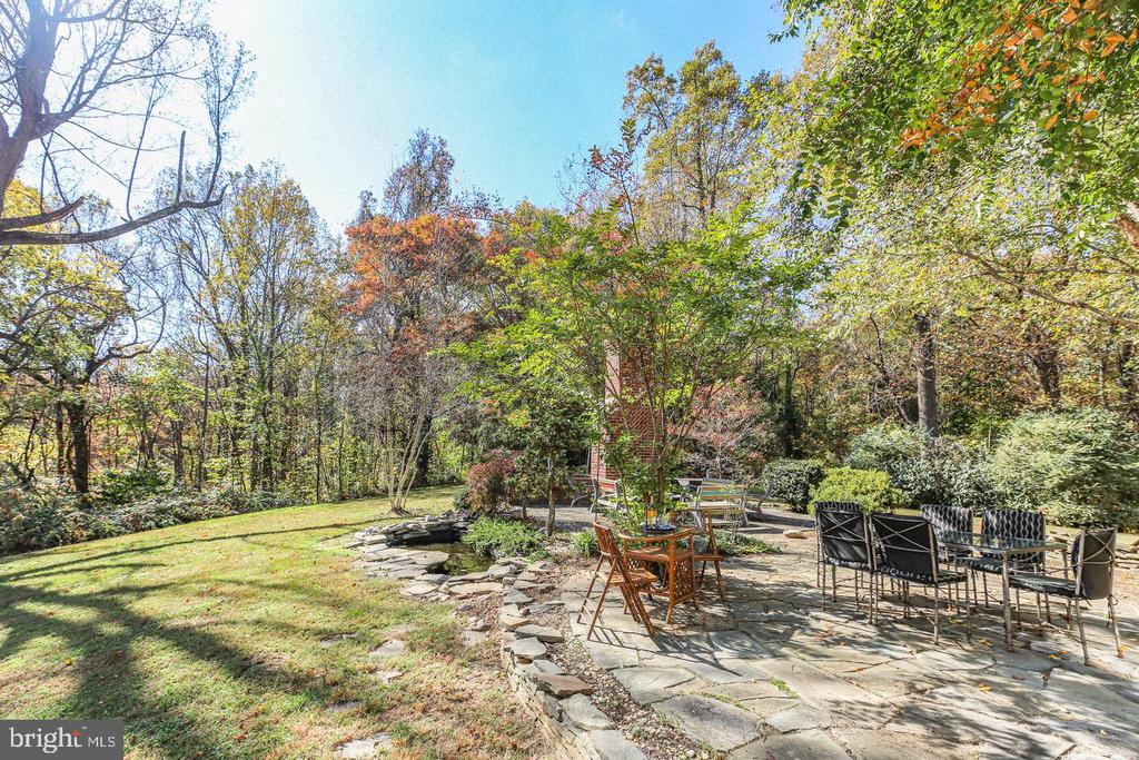 48 OLD CREEKSIDE ROAD