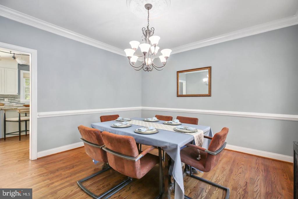 48 OLD CREEKSIDE ROAD