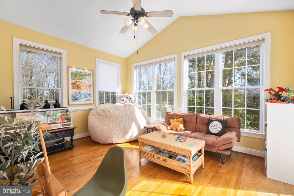48 OLD CREEKSIDE ROAD