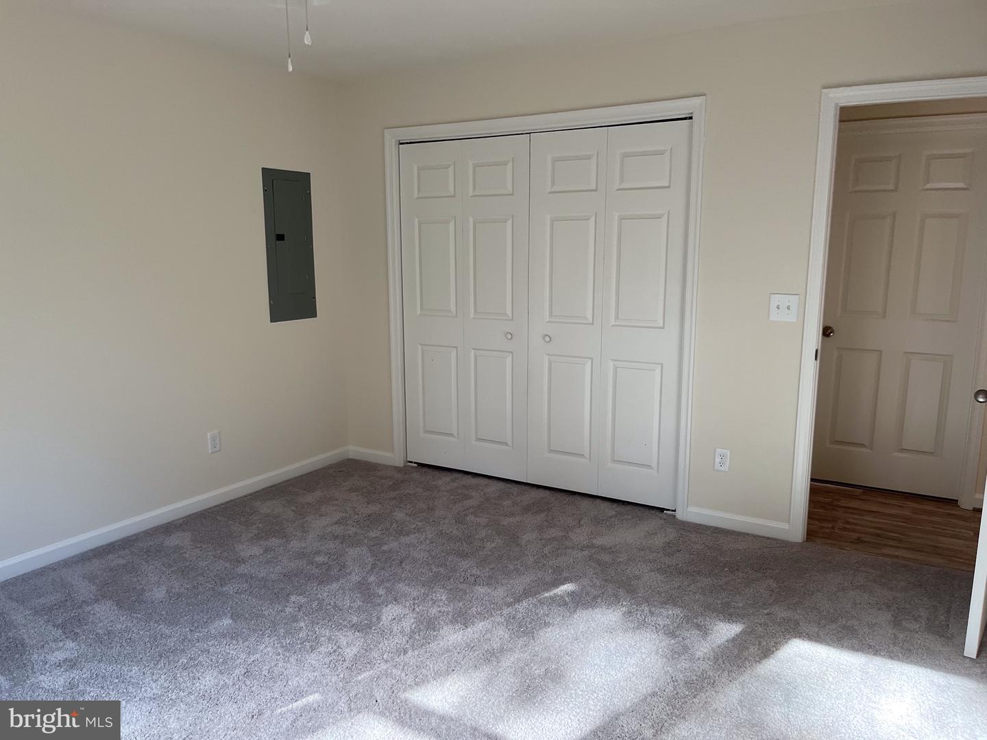 32 Placid Rd