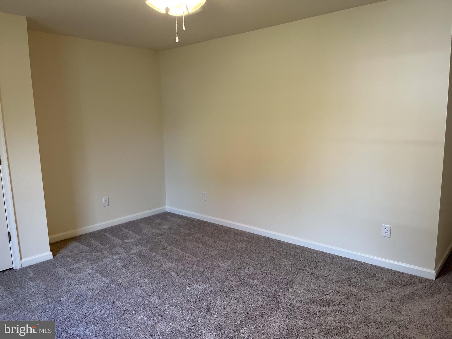 32 Placid Rd