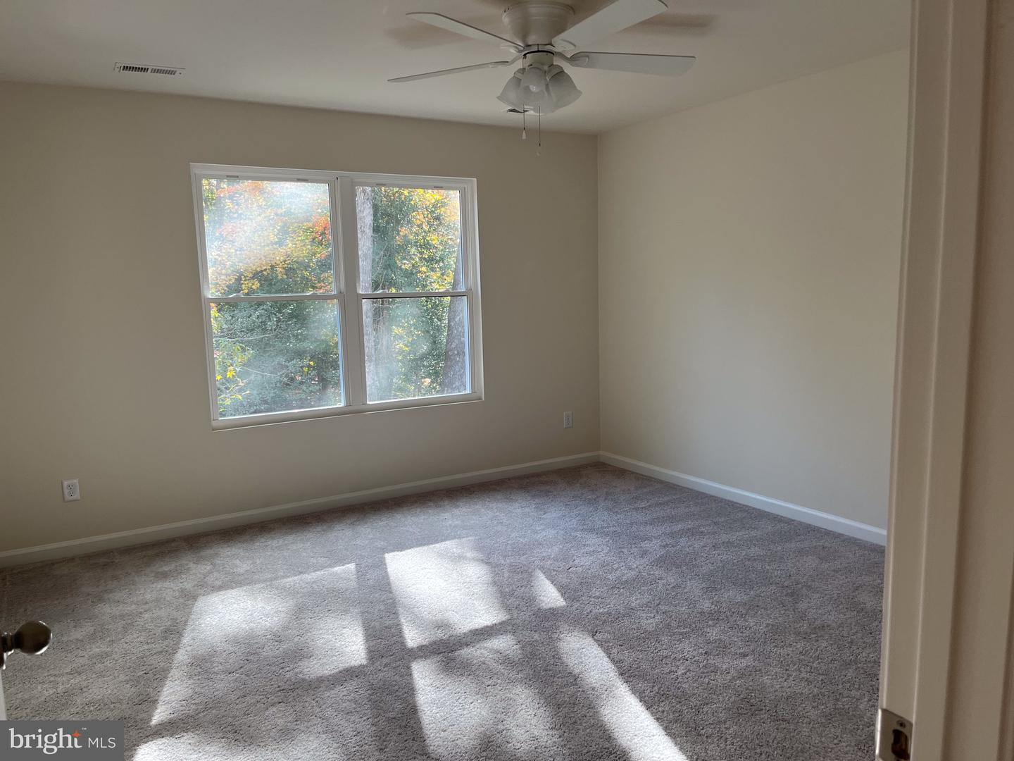 32 Placid Rd