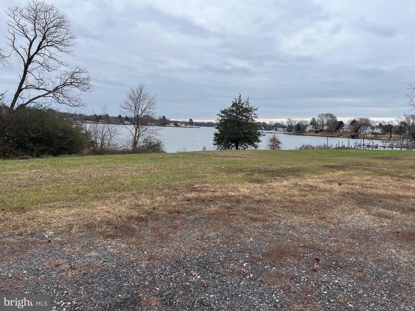 32 Placid Rd