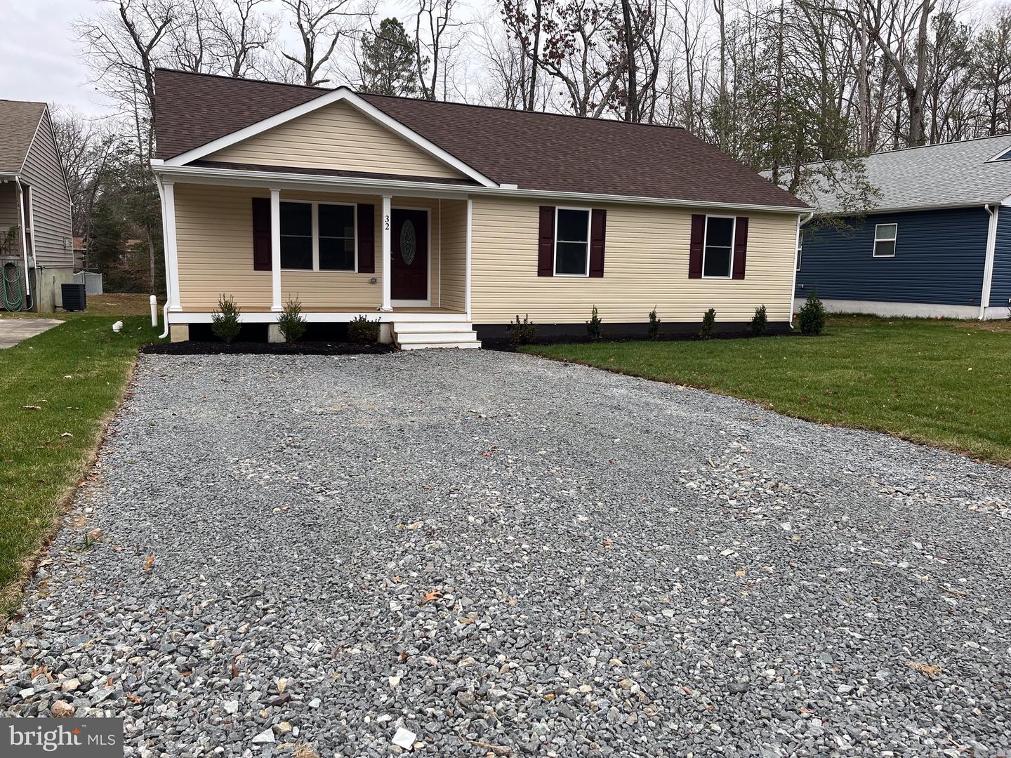 32 Placid Rd