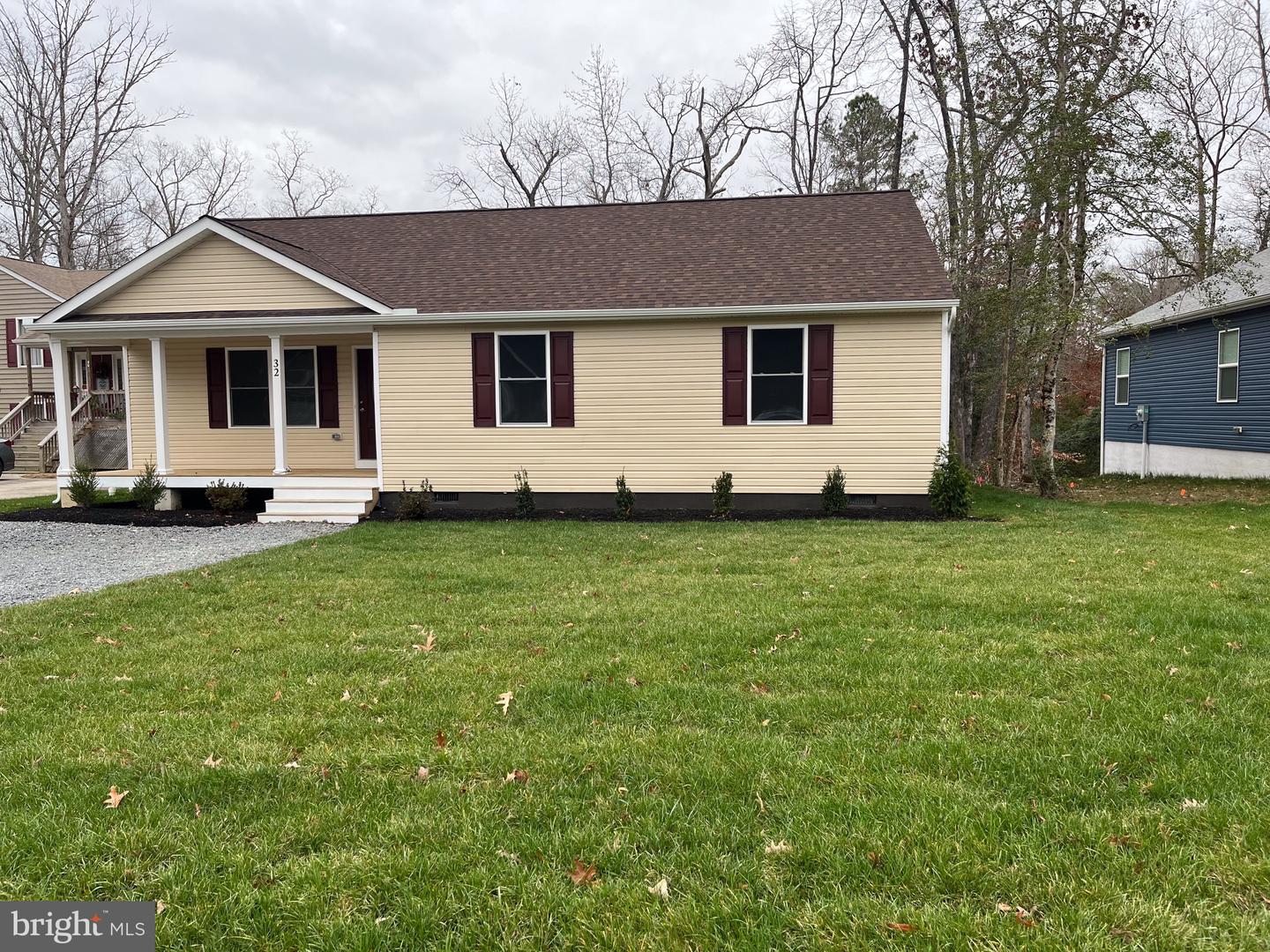 32 Placid Rd