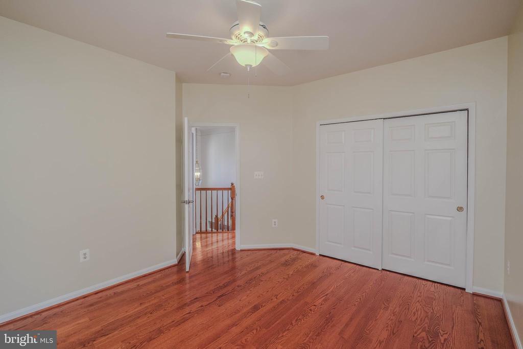 1421 PICKETT COURT