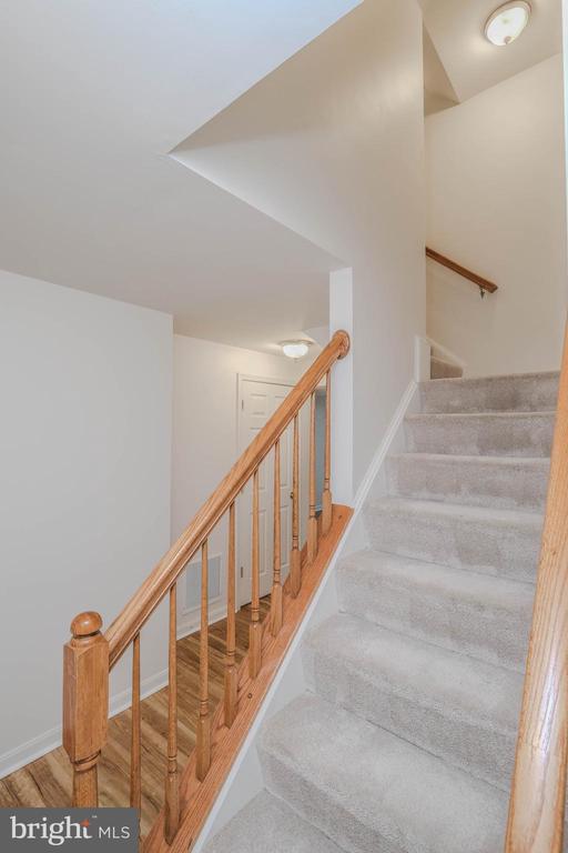 1421 PICKETT COURT