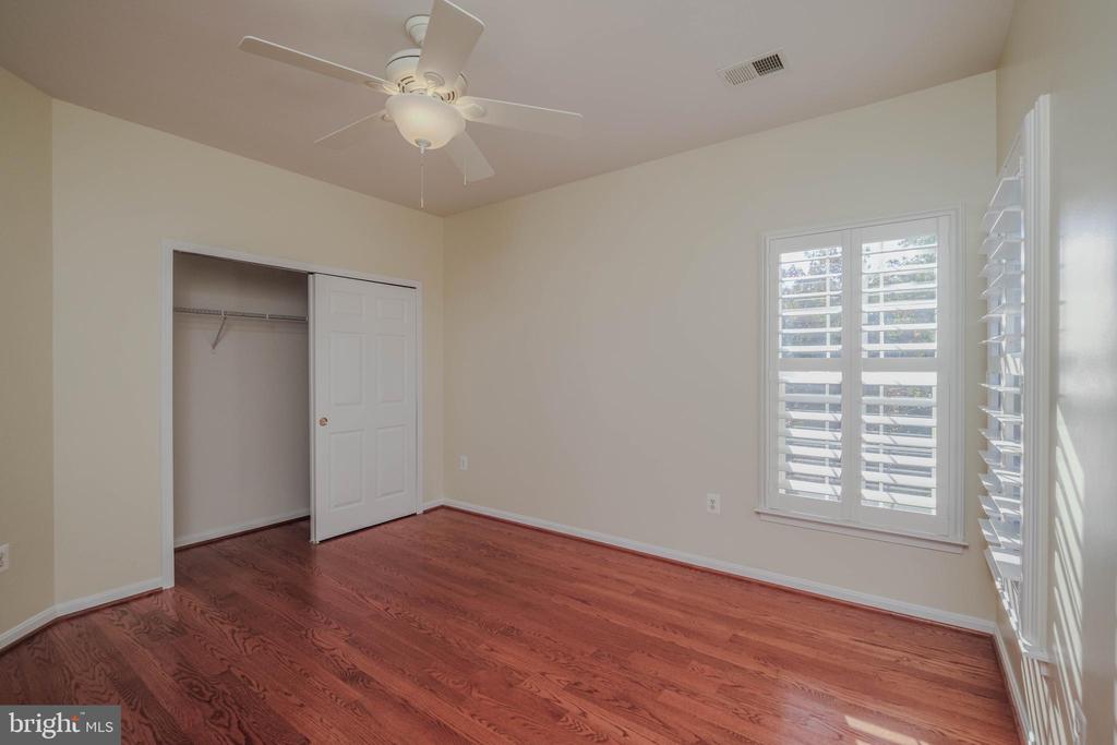 1421 PICKETT COURT