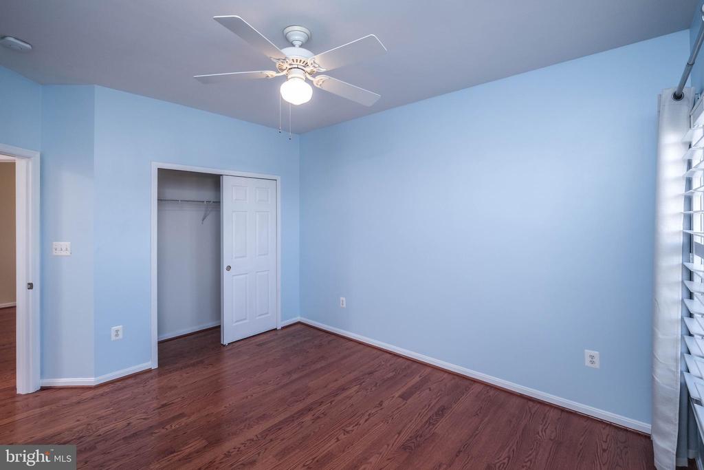 1421 PICKETT COURT