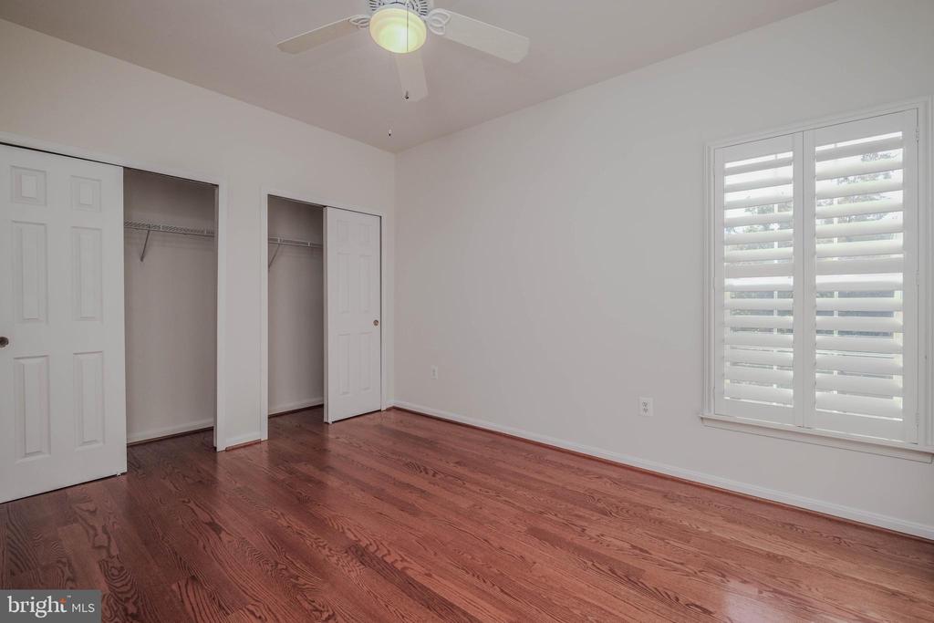 1421 PICKETT COURT