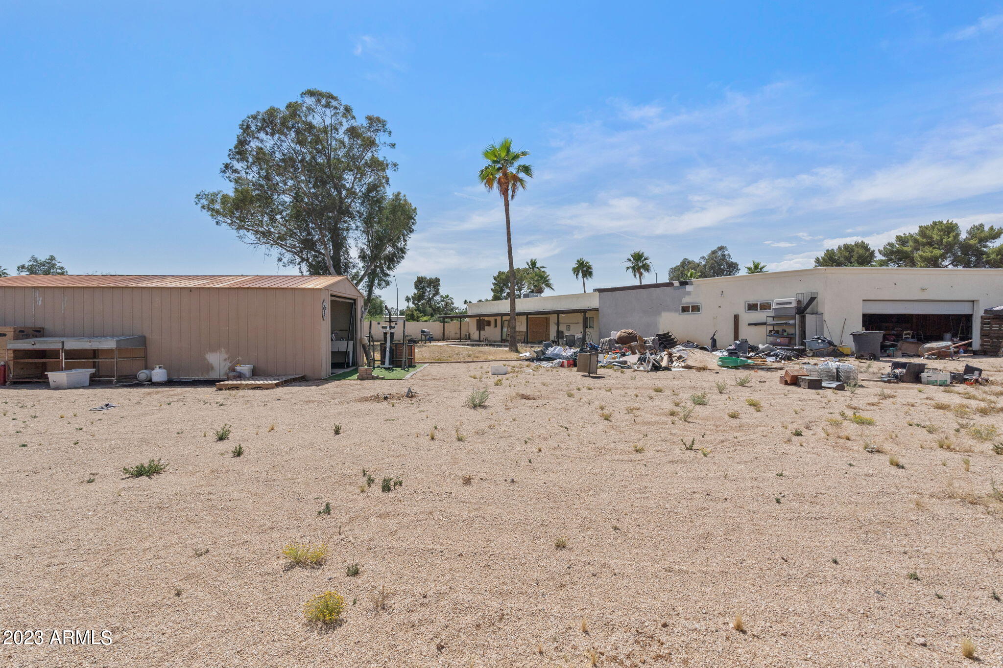 6401 E LARKSPUR Drive