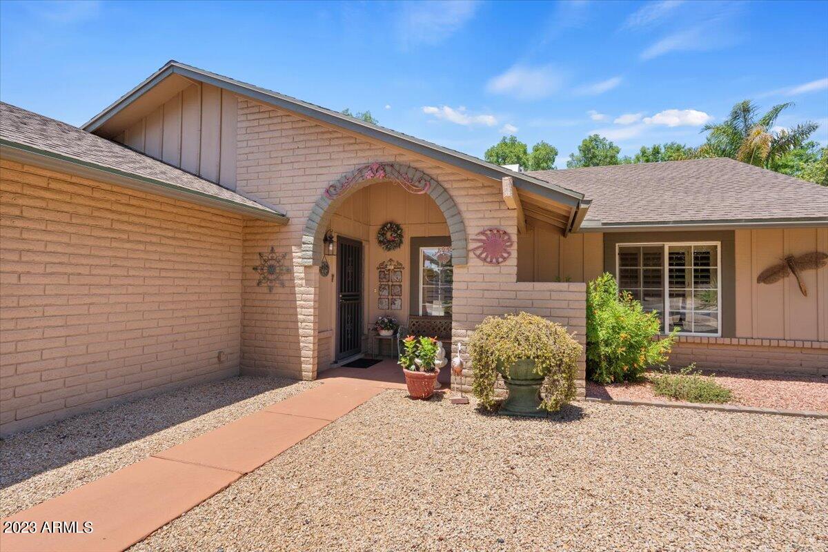2944 W SANDRA Terrace