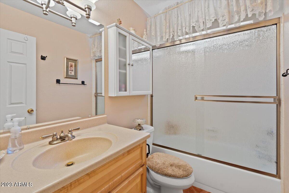2944 W SANDRA Terrace