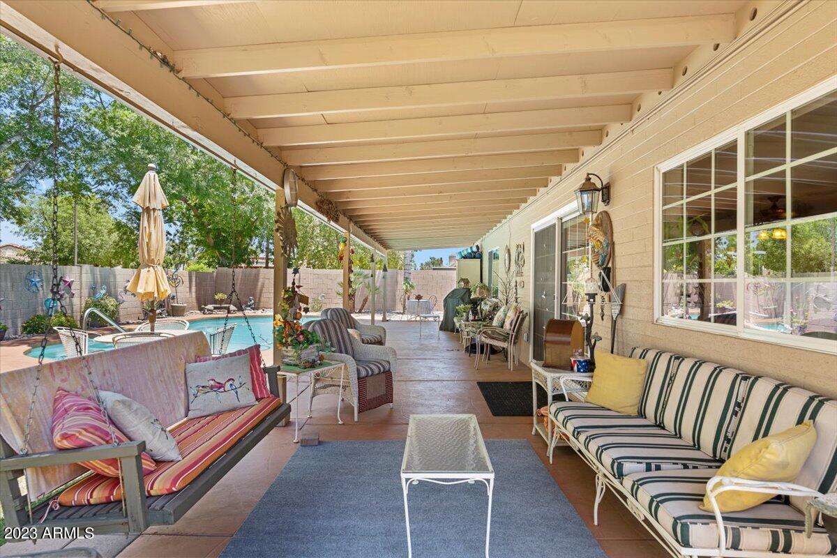 2944 W SANDRA Terrace
