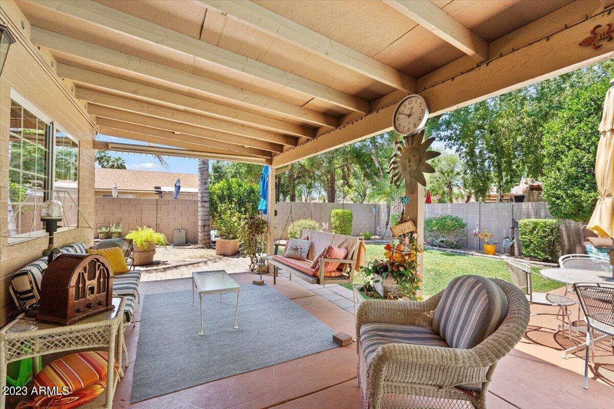 2944 W SANDRA Terrace
