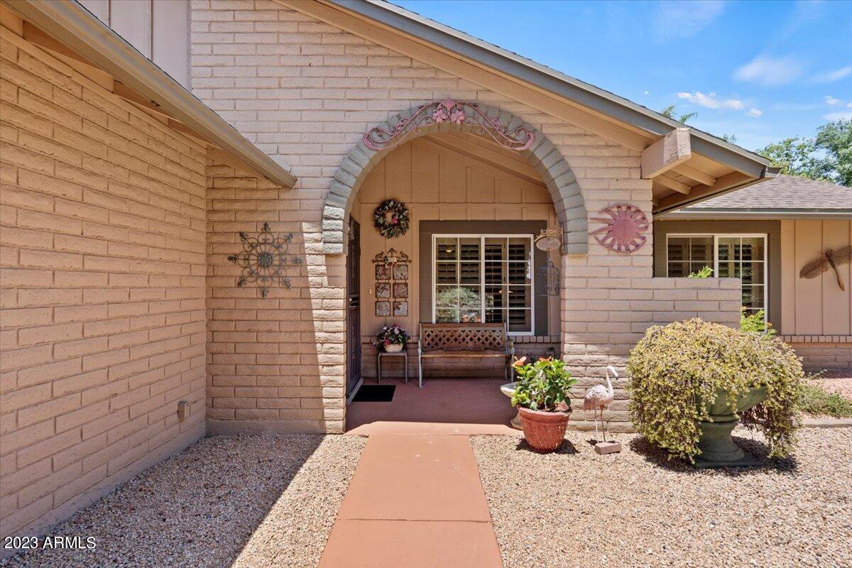 2944 W SANDRA Terrace