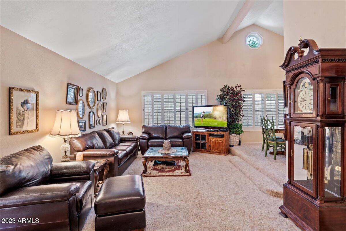 2944 W SANDRA Terrace