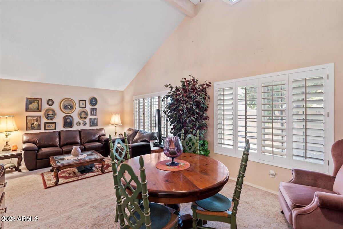 2944 W SANDRA Terrace