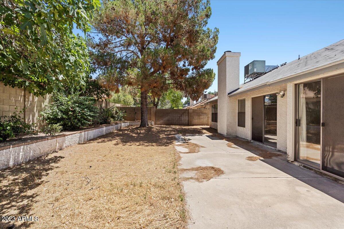 3816 E TIERRA BUENA Lane