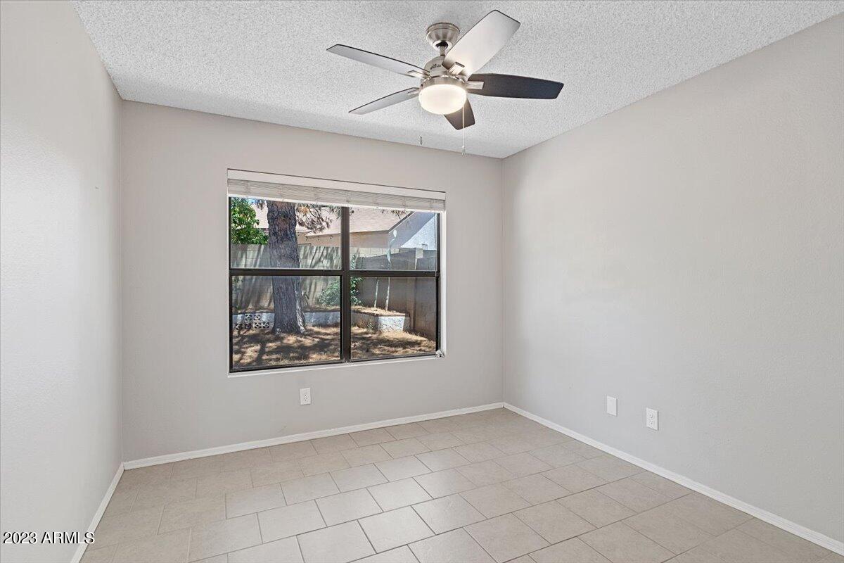 3816 E TIERRA BUENA Lane