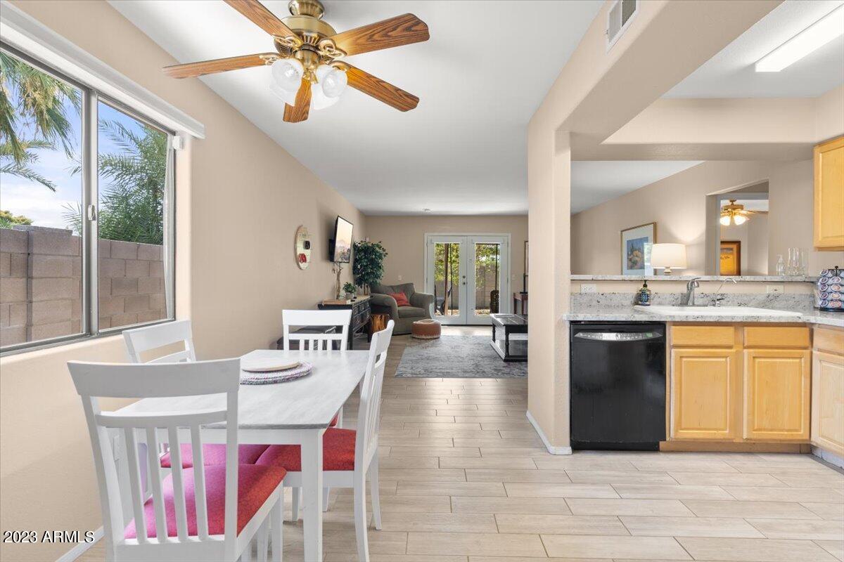 7039 E LARKSPUR Drive