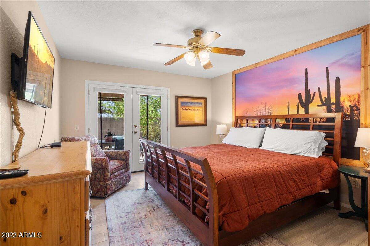 7039 E LARKSPUR Drive