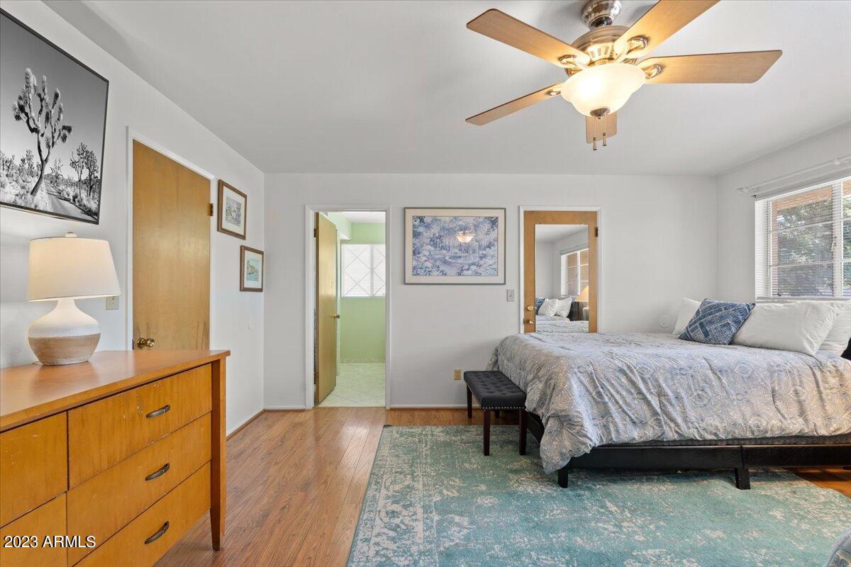 7039 E LARKSPUR Drive