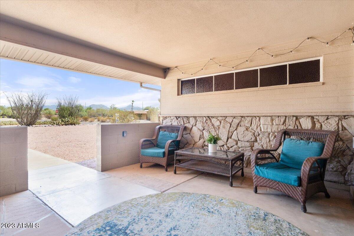 7039 E LARKSPUR Drive