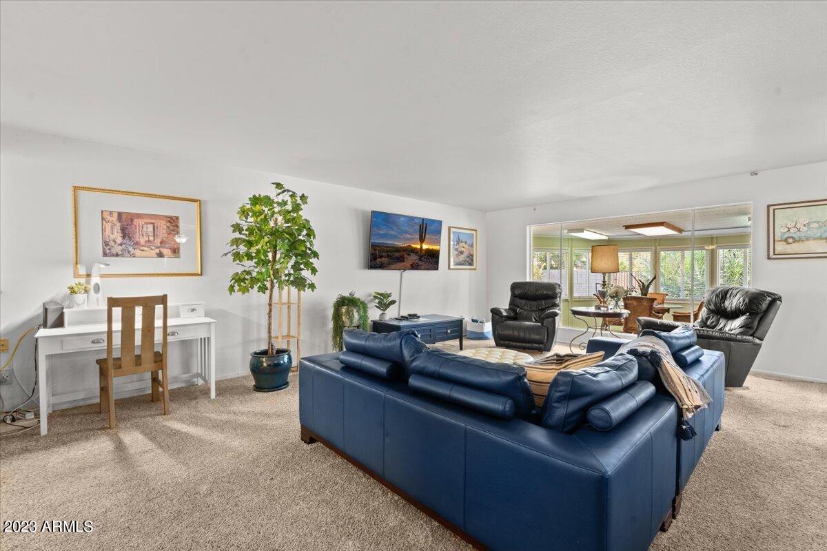 7039 E LARKSPUR Drive