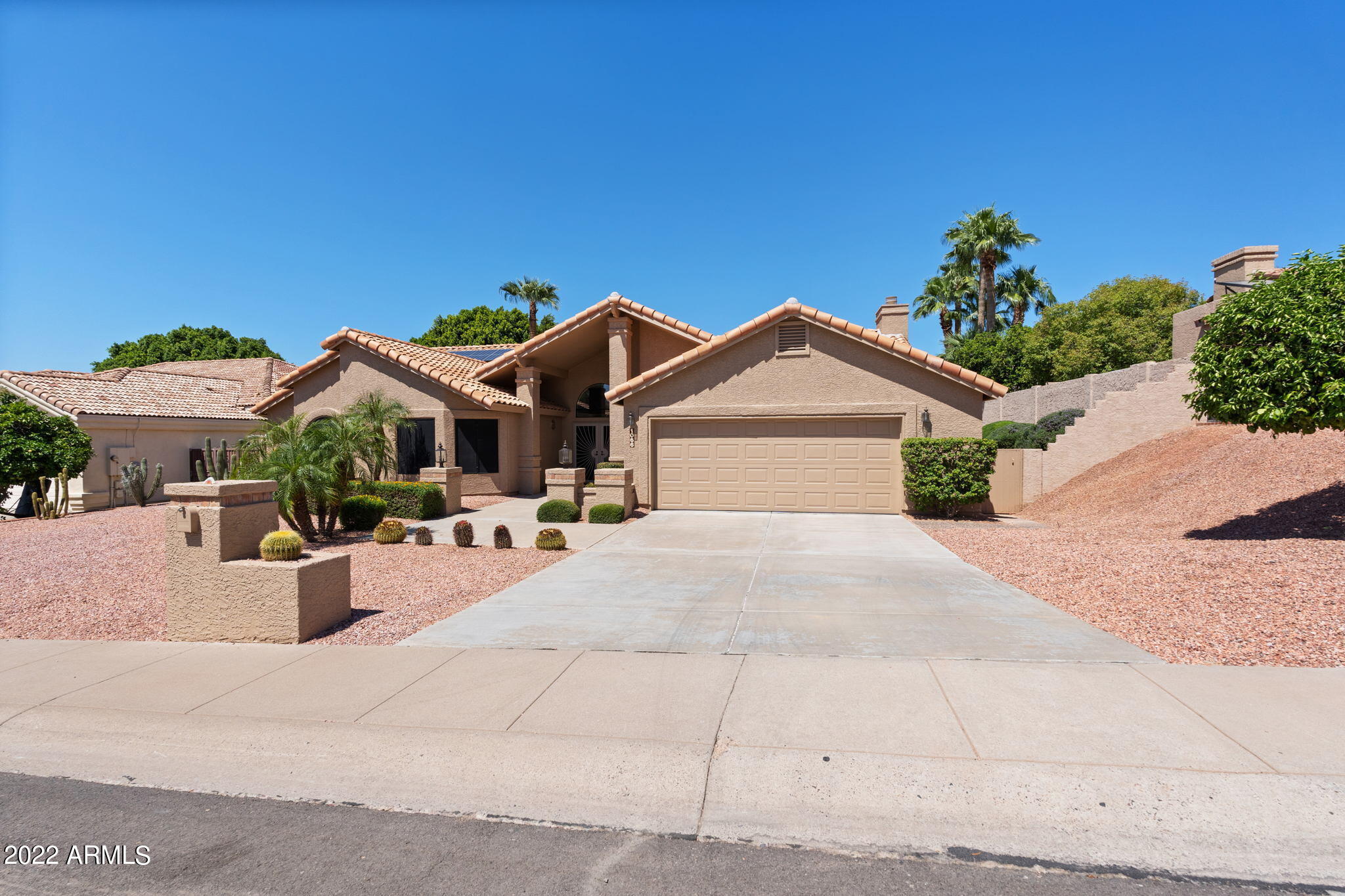 1066 E TIERRA BUENA Lane