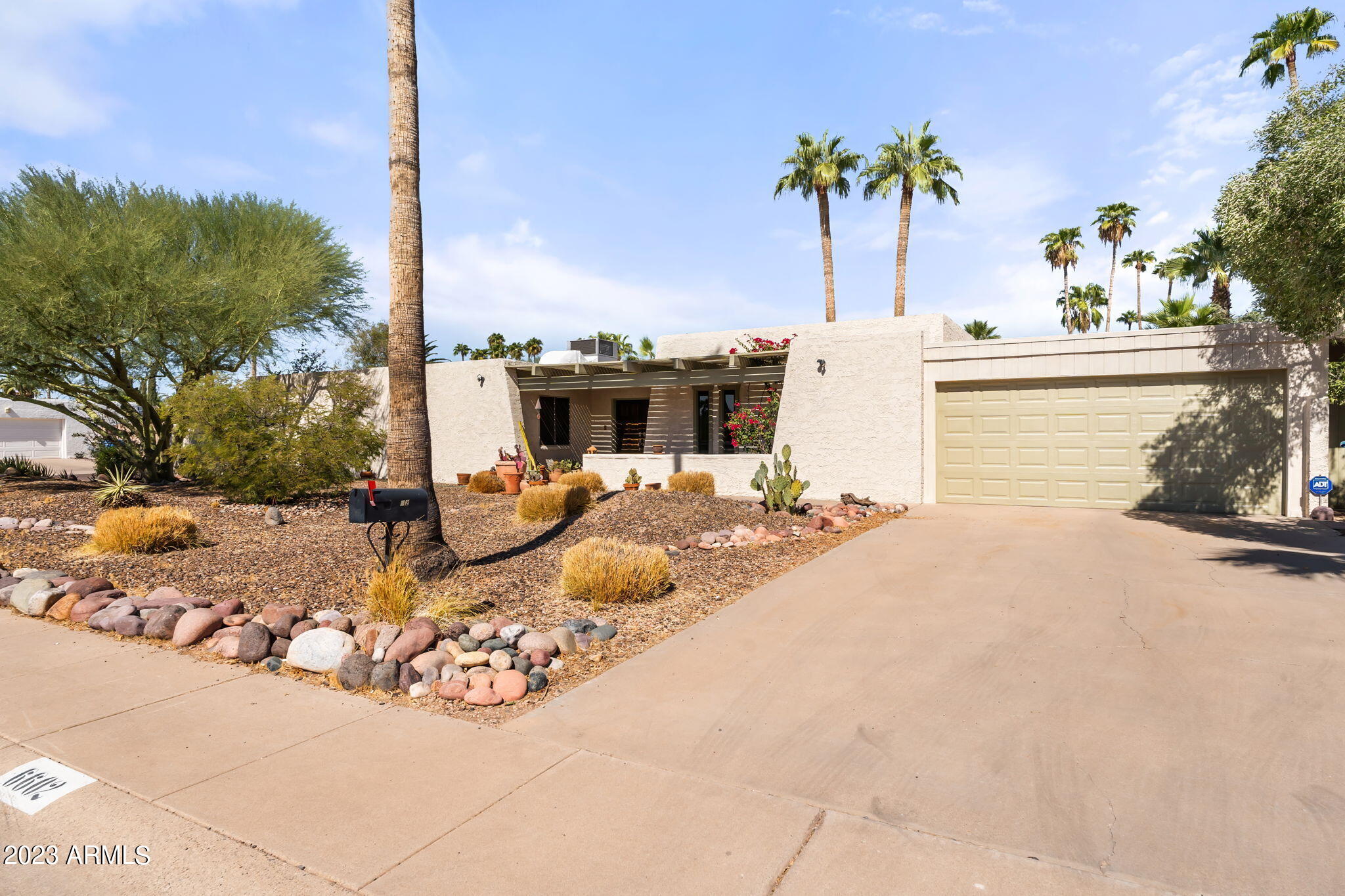 6602 E PRESIDIO Road