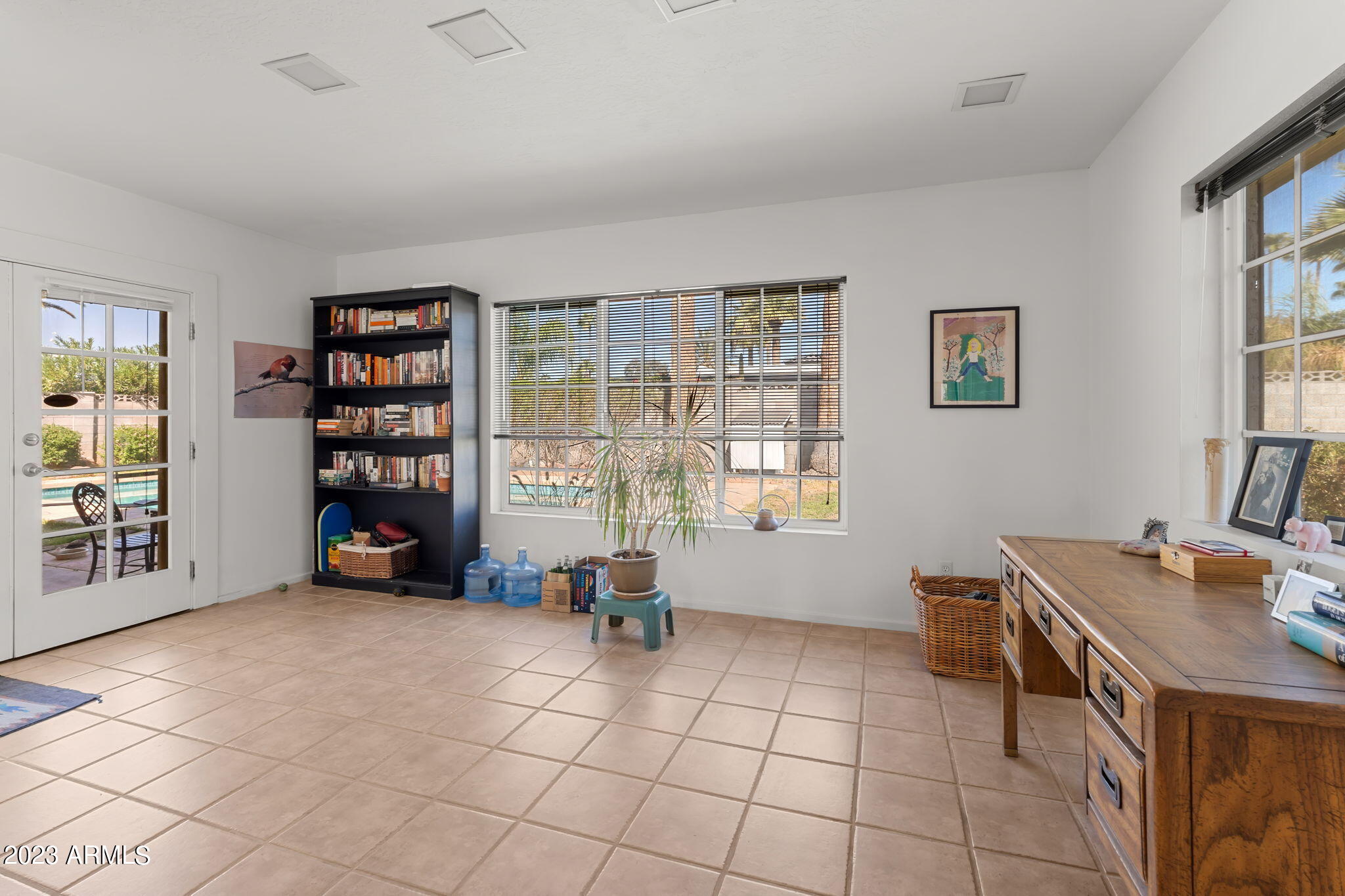 6602 E PRESIDIO Road