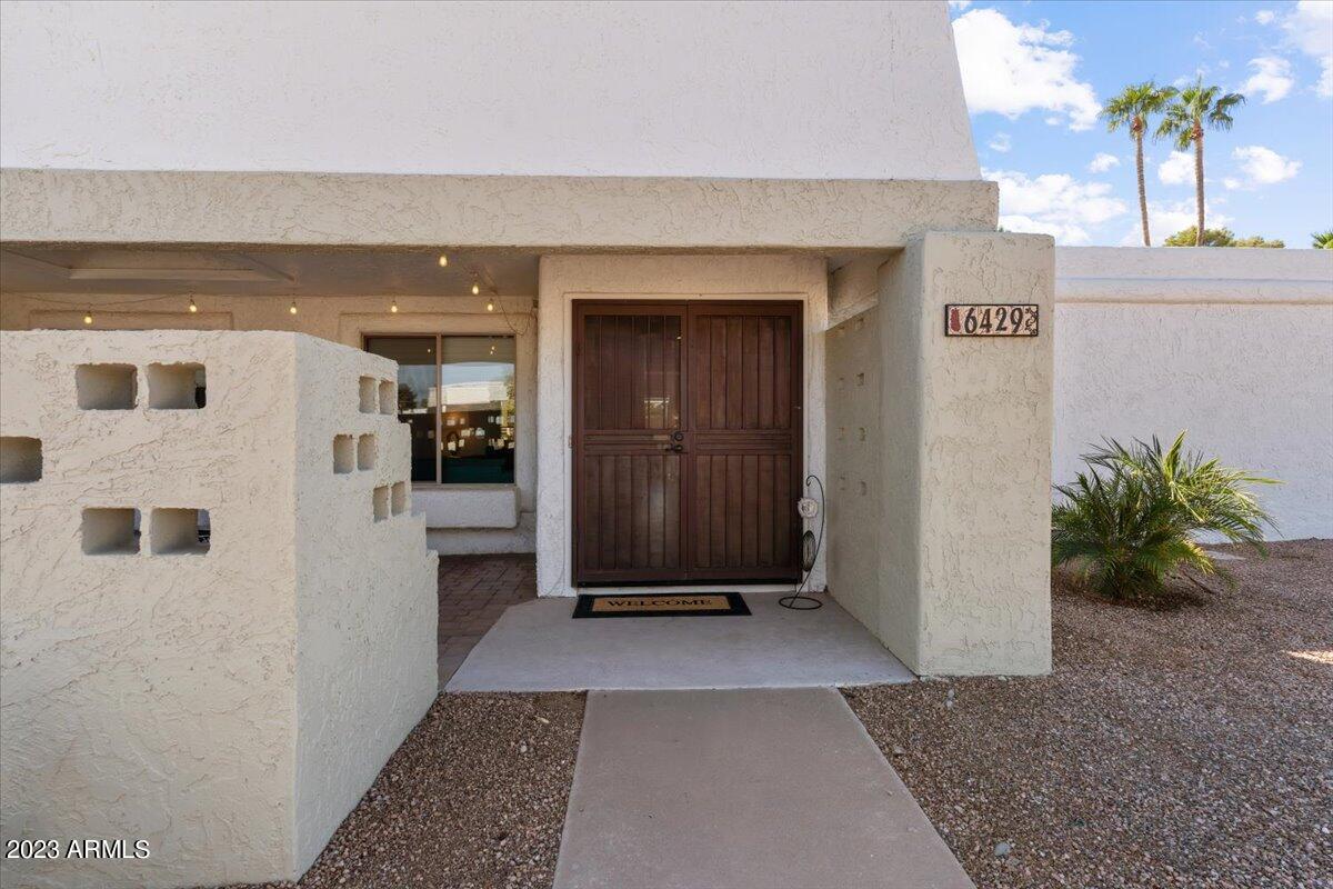 6429 E SHARON Drive