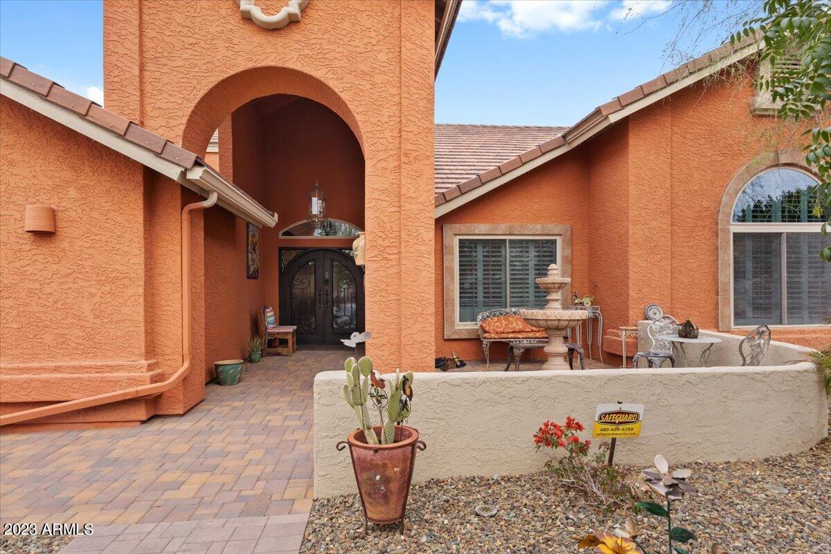 6212 E LE MARCHE Avenue