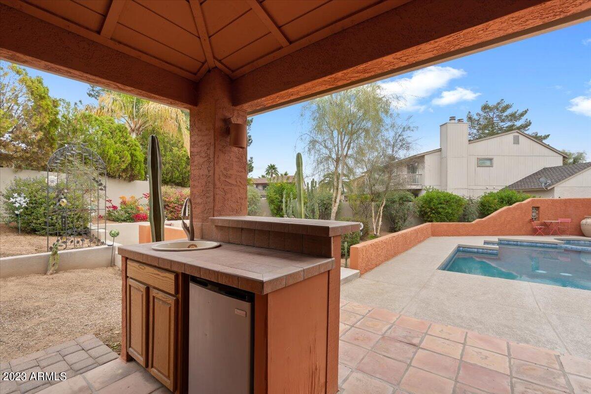 6212 E LE MARCHE Avenue