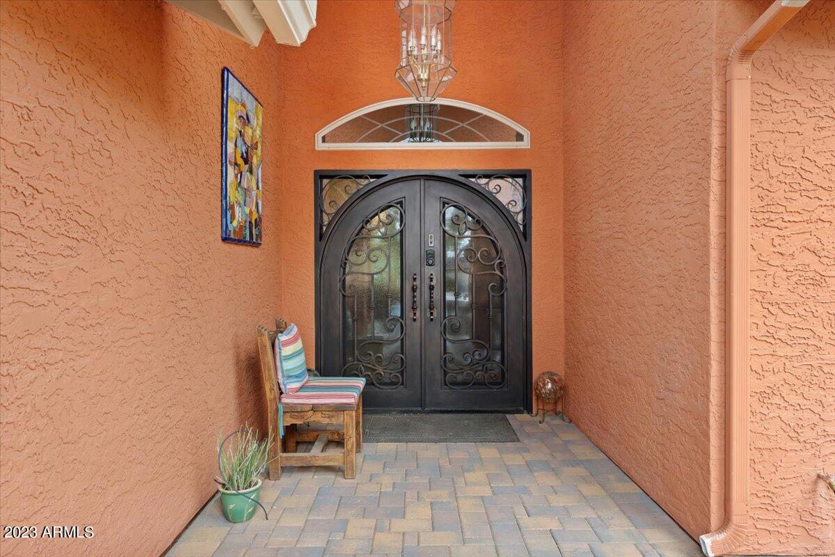 6212 E LE MARCHE Avenue