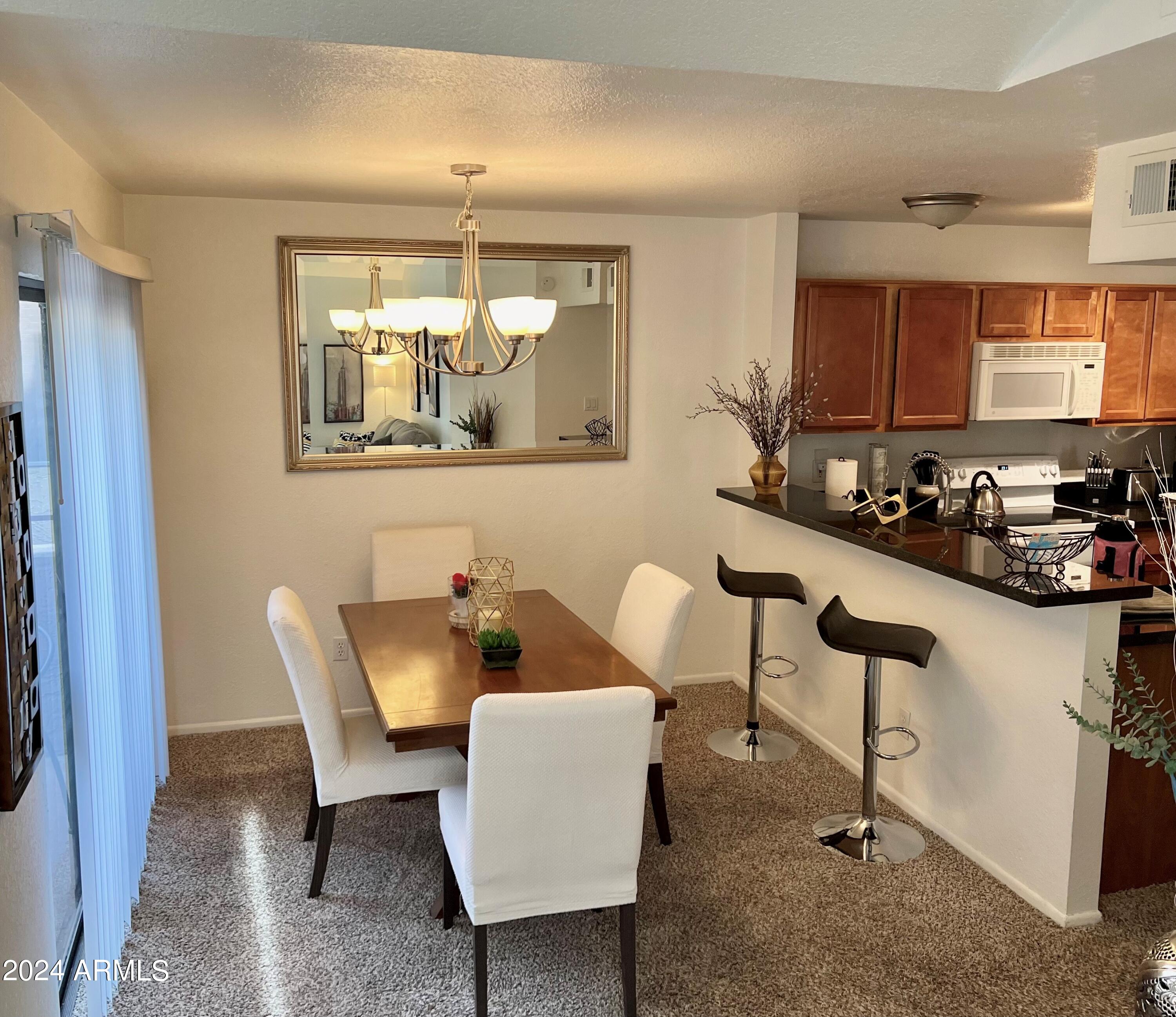 5122 E SHEA Boulevard, 2073