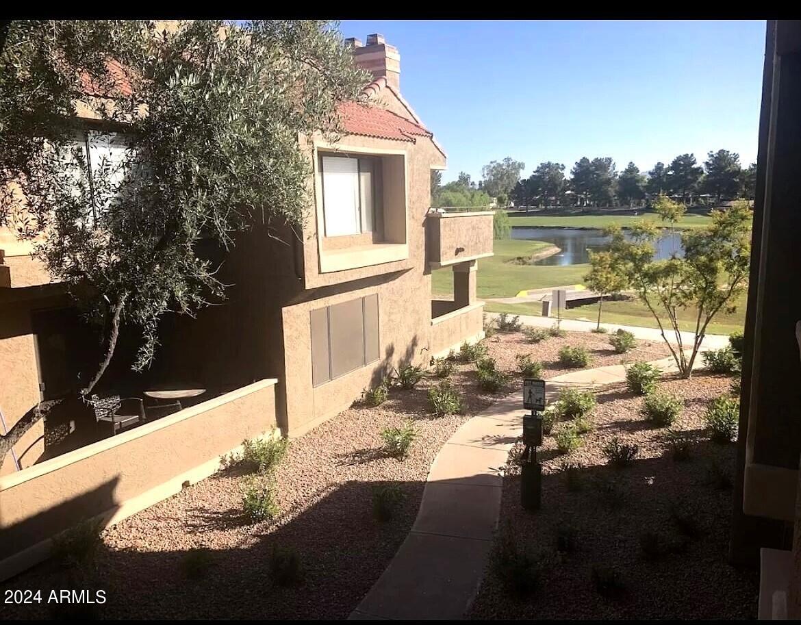 5122 E SHEA Boulevard, 2073
