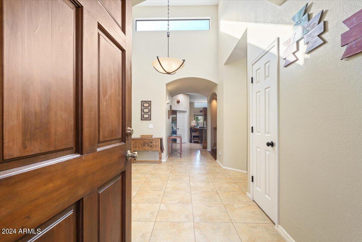 10463 E FANFOL Lane