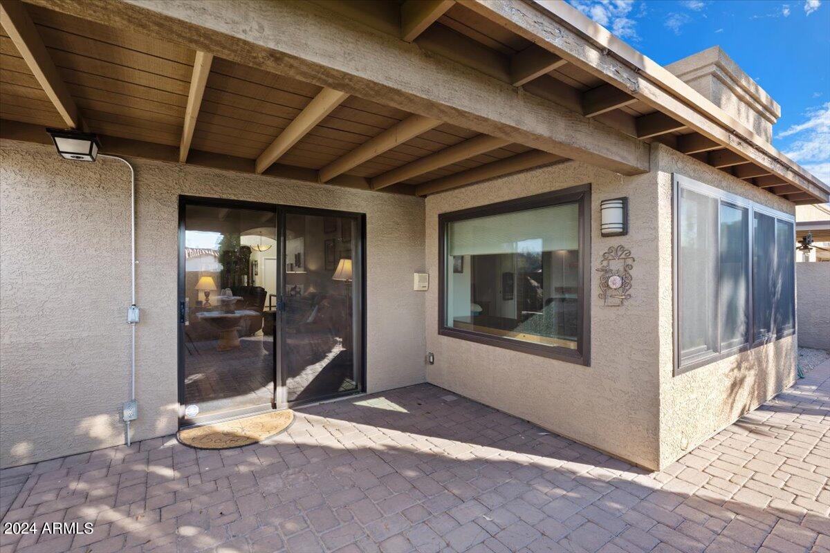 10463 E FANFOL Lane