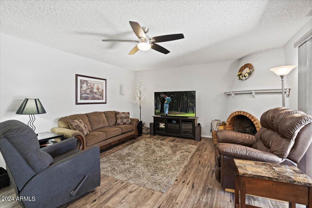 4839 E CROCUS Drive