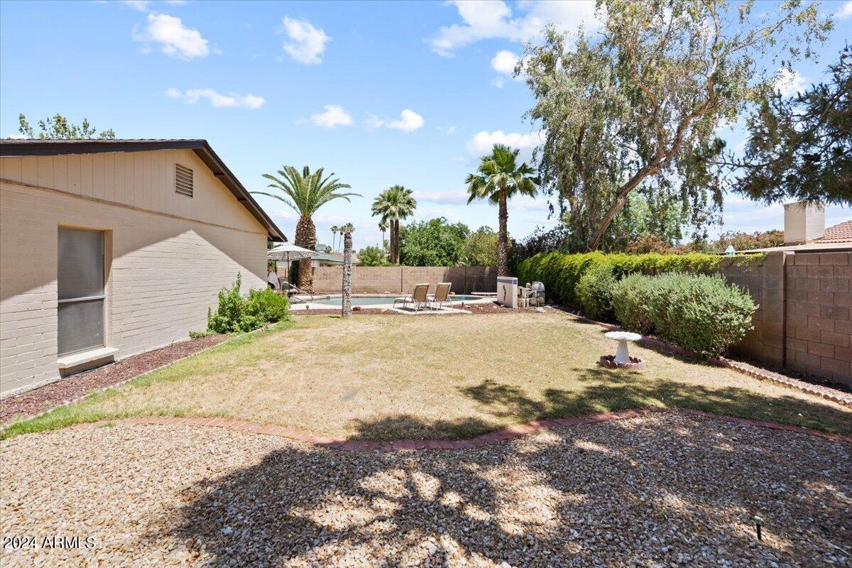 4839 E CROCUS Drive