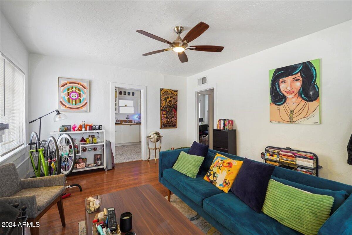 2541 N 11th Street