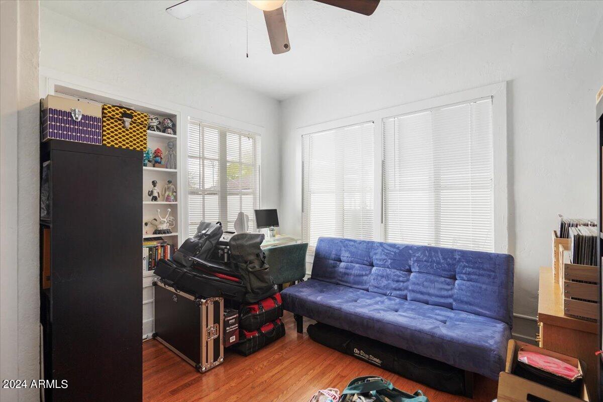 2541 N 11th Street