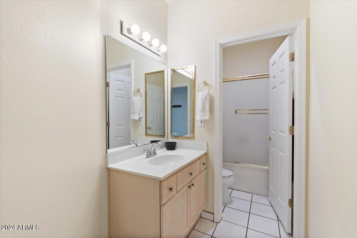 14203 N 70TH Place
