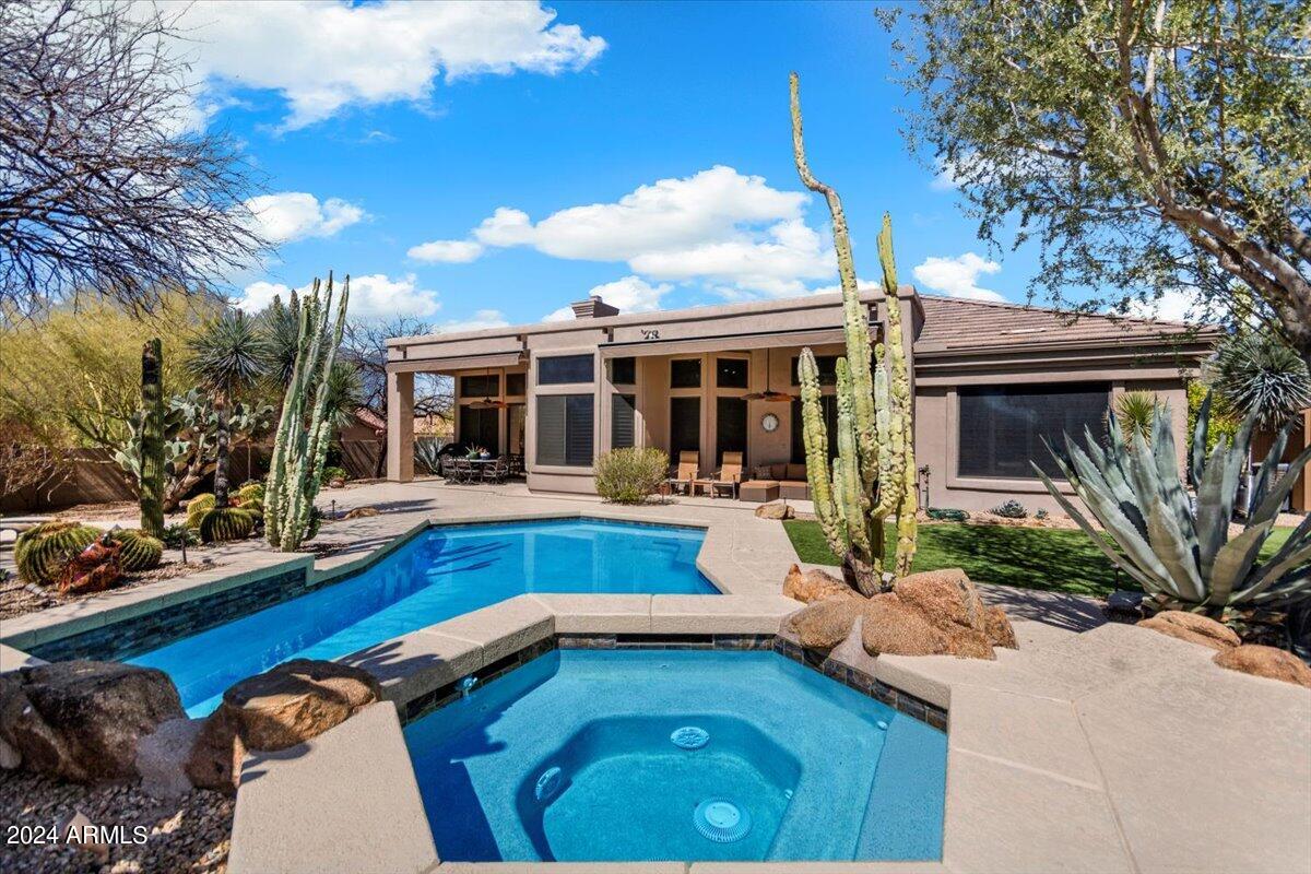 7505 E RED BIRD Road