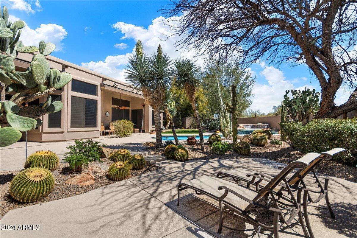 7505 E RED BIRD Road