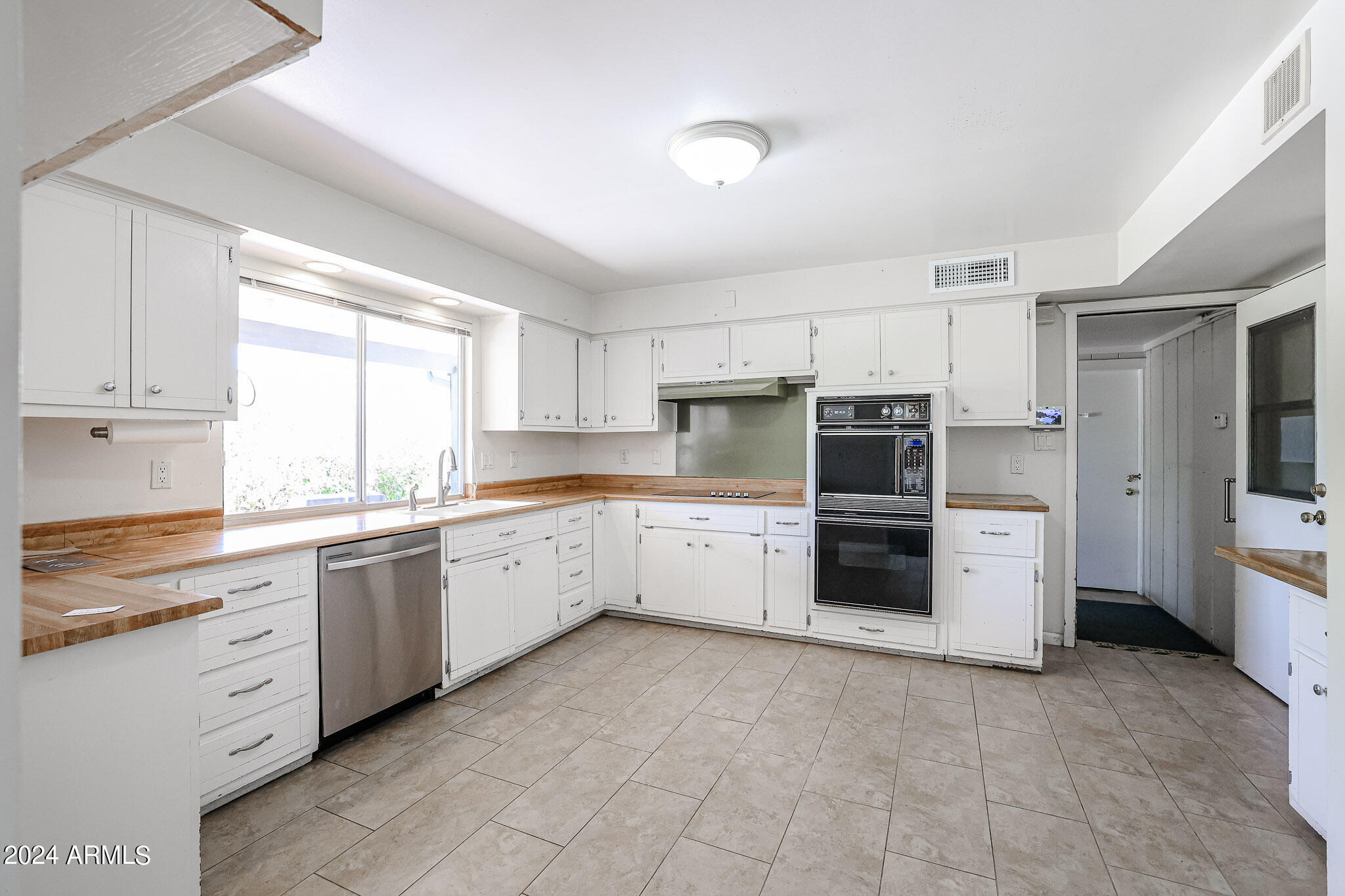 12418 N 71ST Street